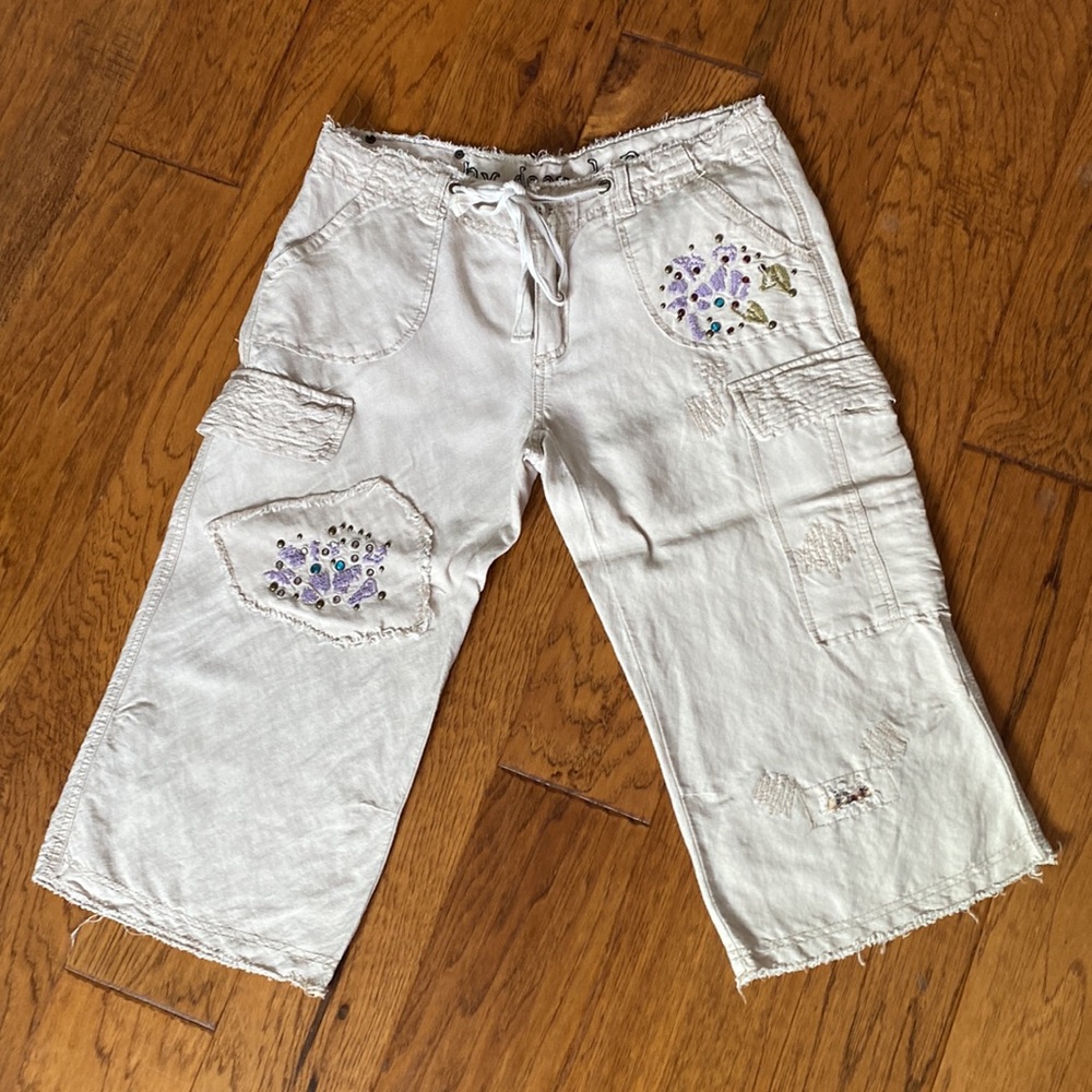Super cute crop pants